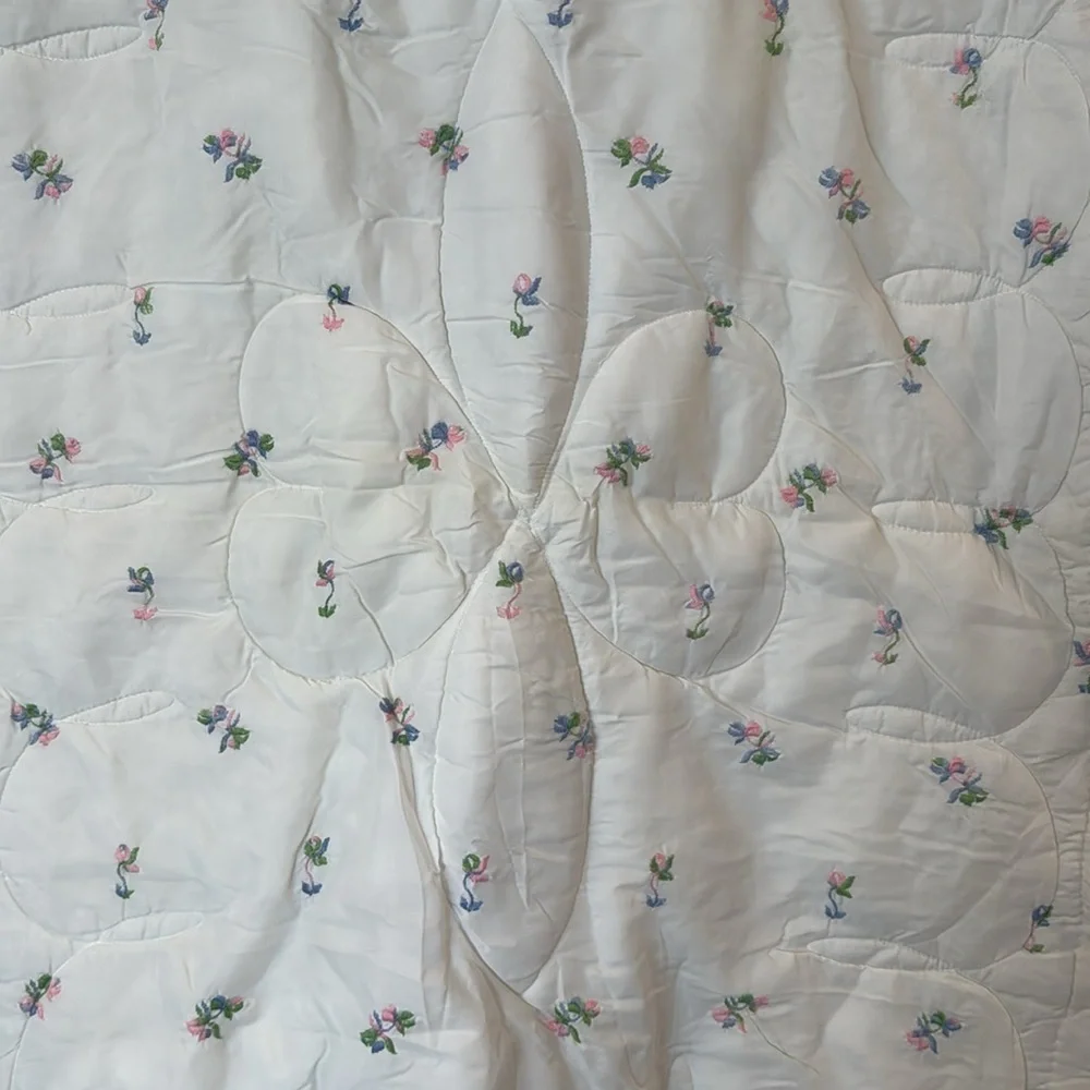 No brand / Not sure beautiful white